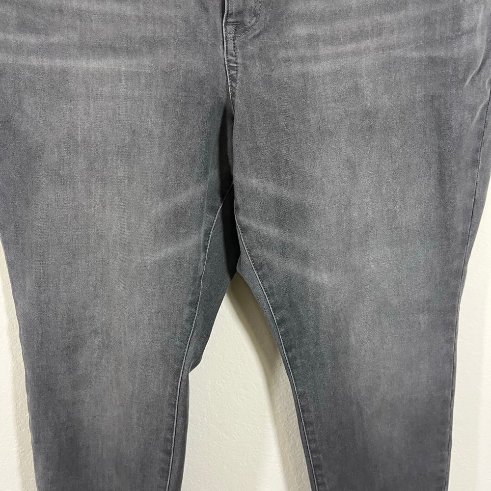 NWOT Lane Bryant Bundle of 2 Jeans Size 18 Light Black Skinny Jeans Cropped Jean - Picture 11 of 15